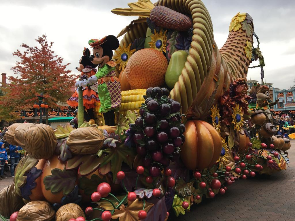 סאריס F&B'S Home Disneyland Paris מראה חיצוני תמונה