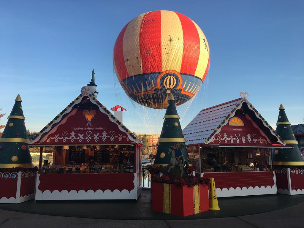 סאריס F&B'S Home Disneyland Paris מראה חיצוני תמונה