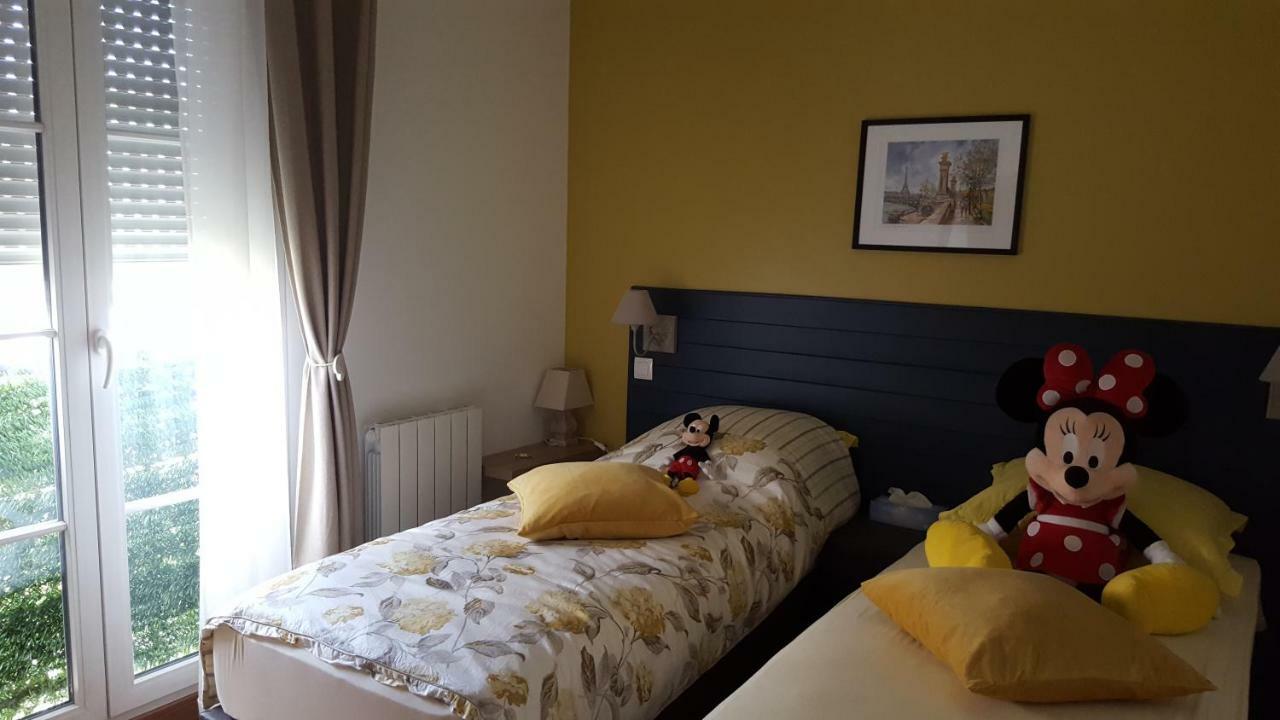 סאריס F&B'S Home Disneyland Paris מראה חיצוני תמונה